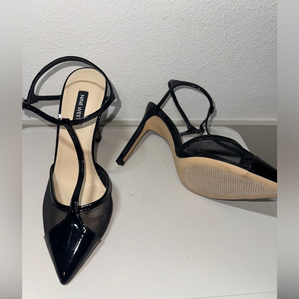 Black High Heels Pointed Closed Toe Size 7